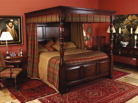 Tudor Bed 